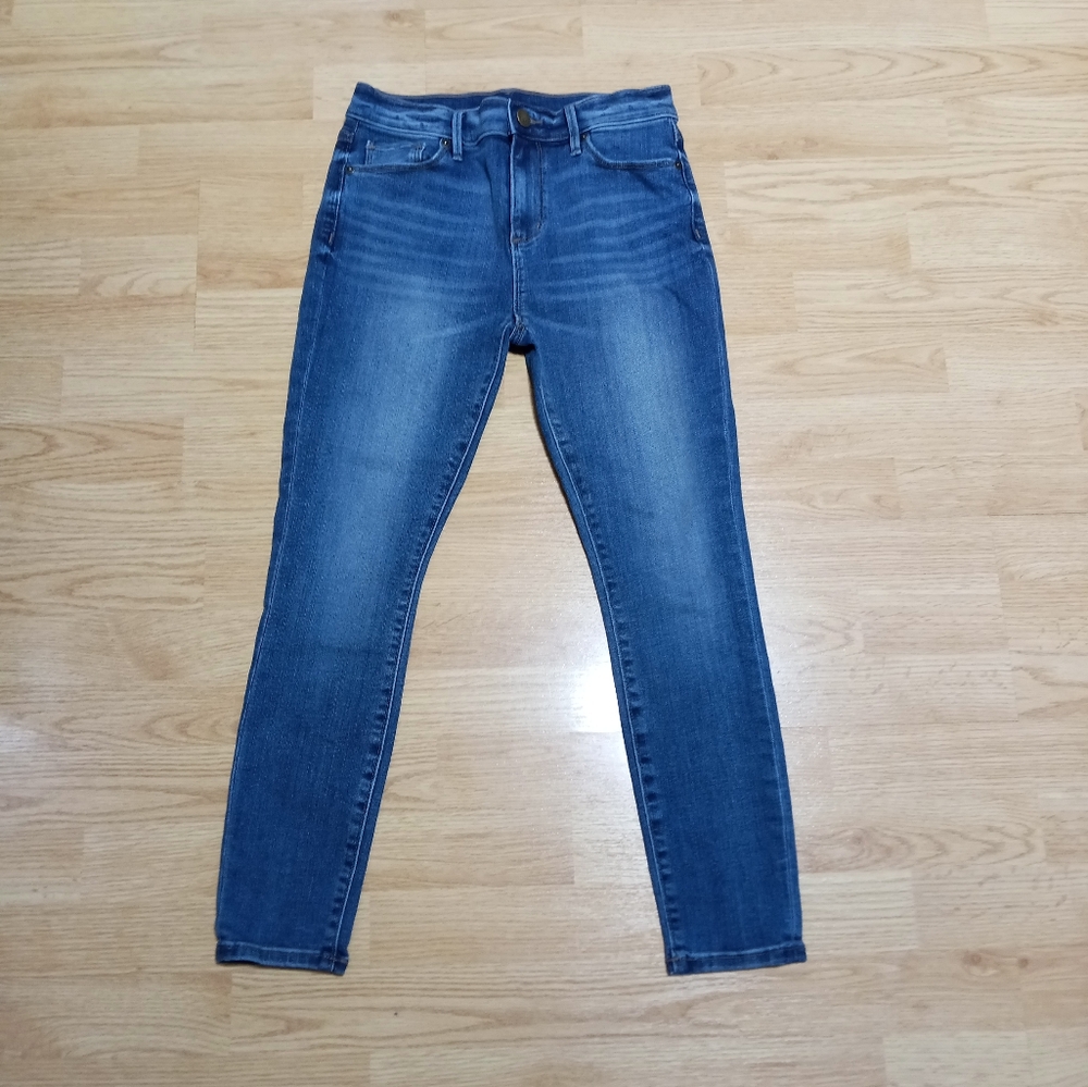 Anne Taylor Loft high rise skinny ankle jeans.  EUC.